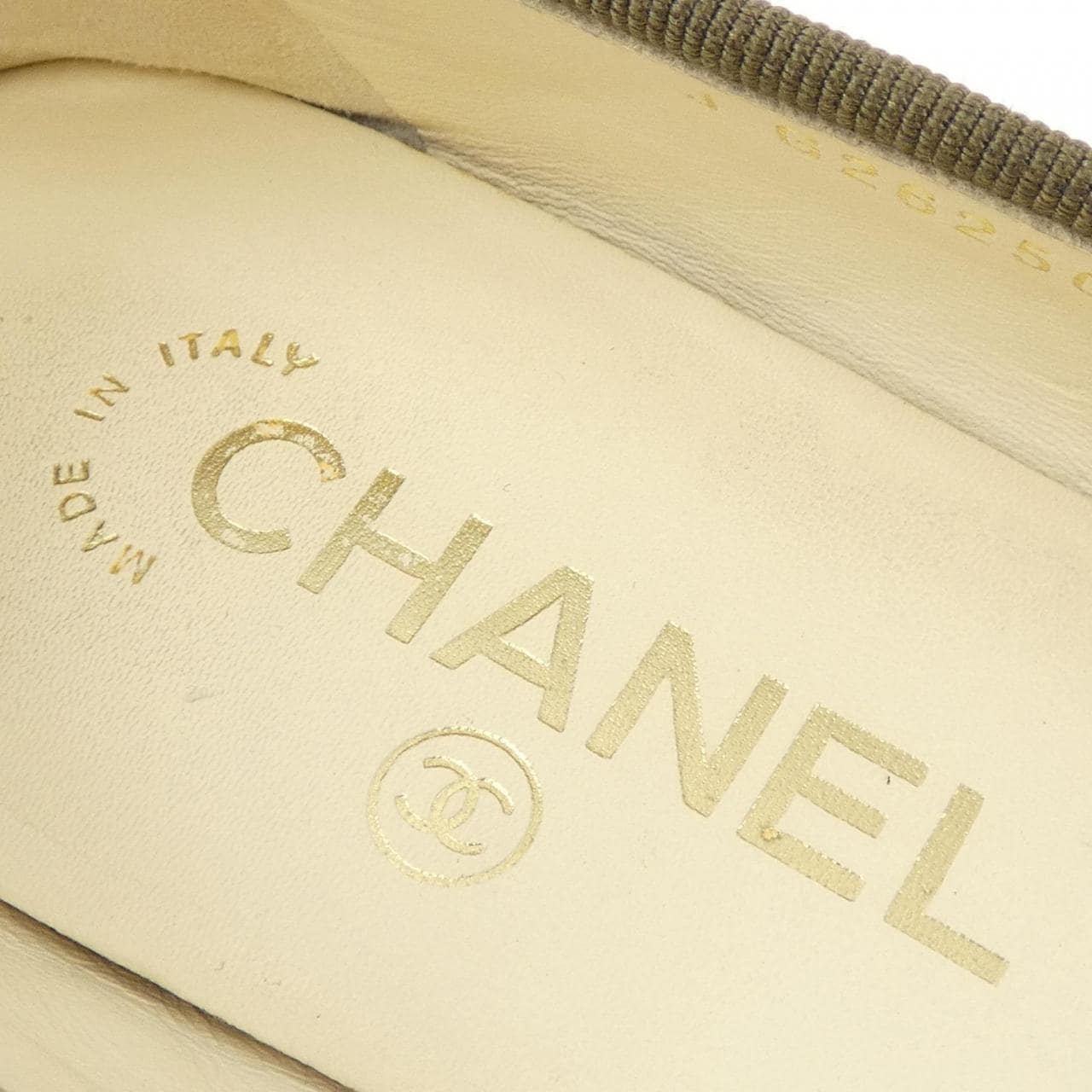 シャネル CHANEL フラットシューズ