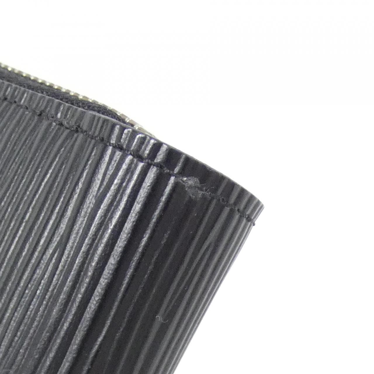 ルイヴィトン エピ ジッピー ウォレット M61857 財布