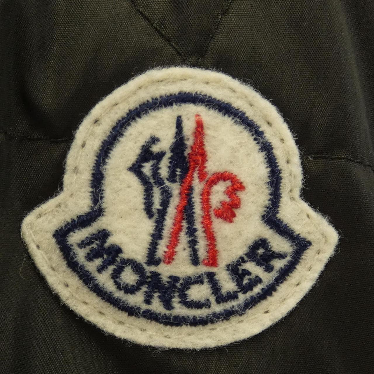 モンクレール MONCLER SERRE ダウンジャケット