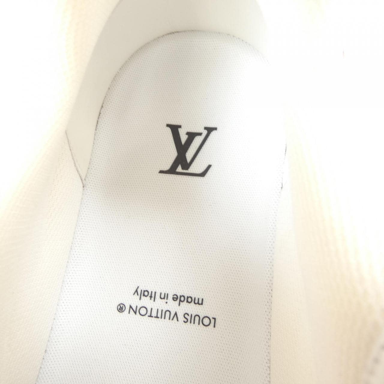 ルイヴィトン LOUIS VUITTON LVトレイナーライン スニーカー
