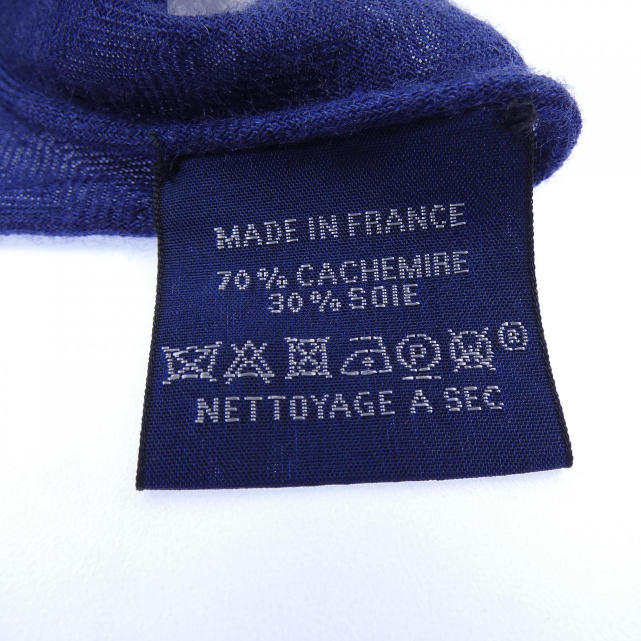 エルメス HERMES JUNGLE LOVE H361876S トライアングルジェアン ショール