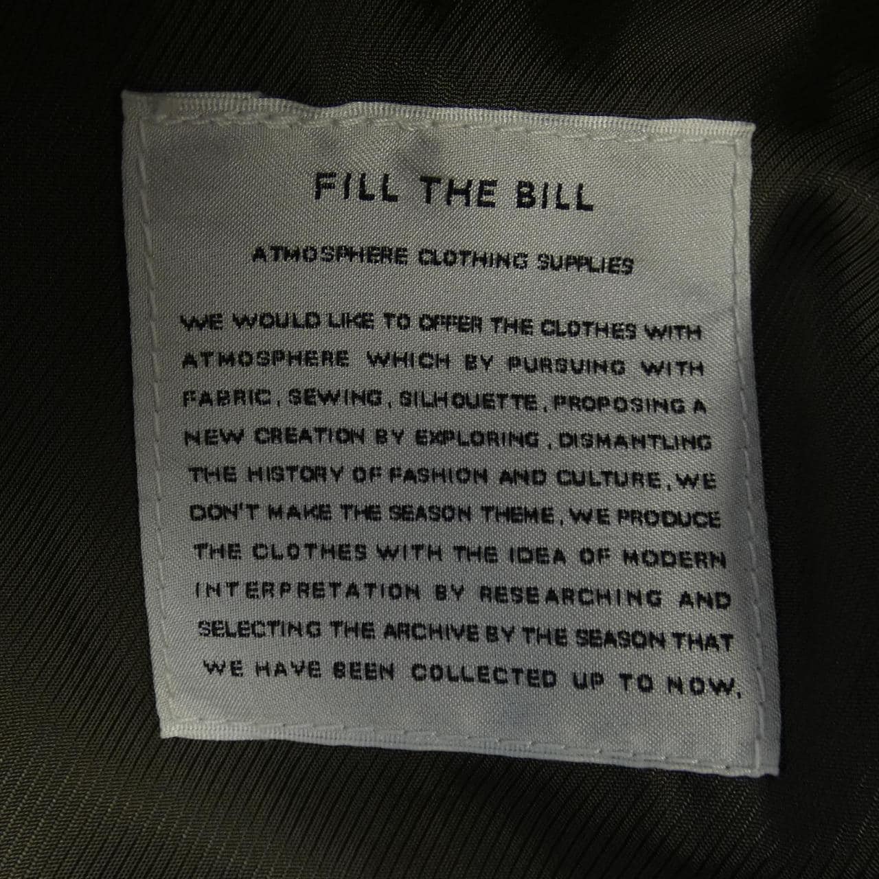 FILL THE BILL大衣