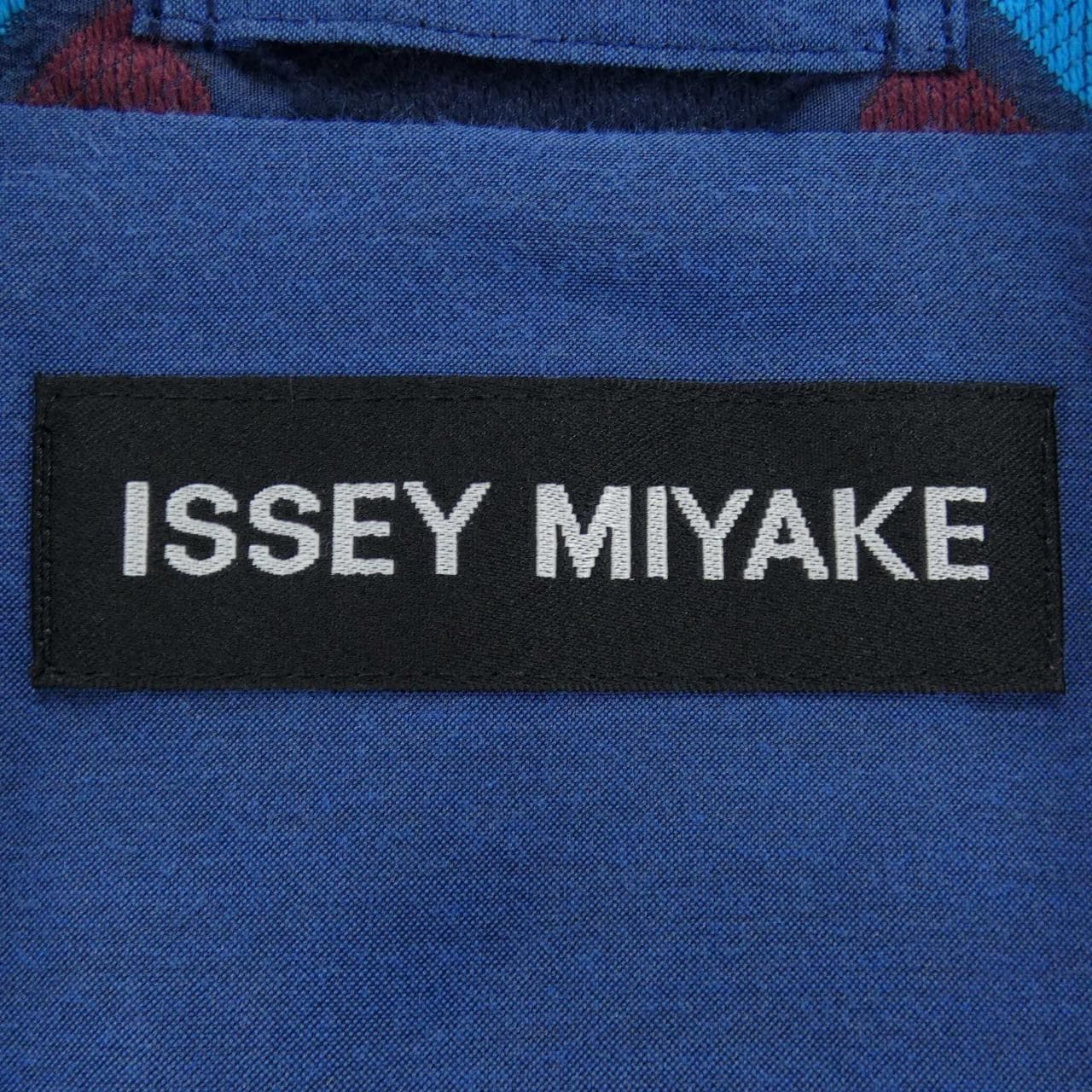 イッセイミヤケ ISSEY MIYAKE ME01FD108 ジャケット