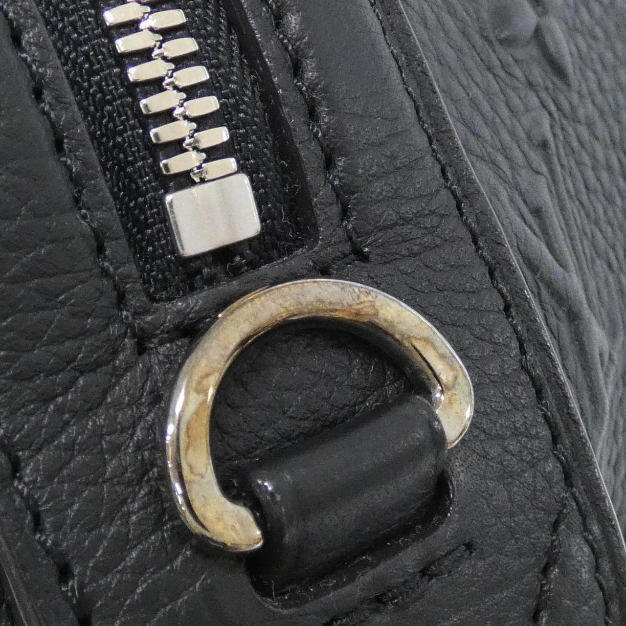 ルイヴィトン モノグラム レヴェラシオン パピヨン 2012PF GM M40737 ショルダーバッグ