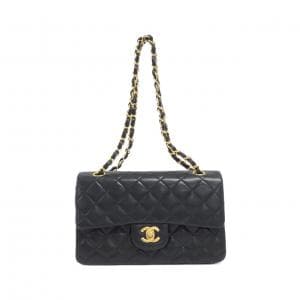 CHANEL shoulder bag