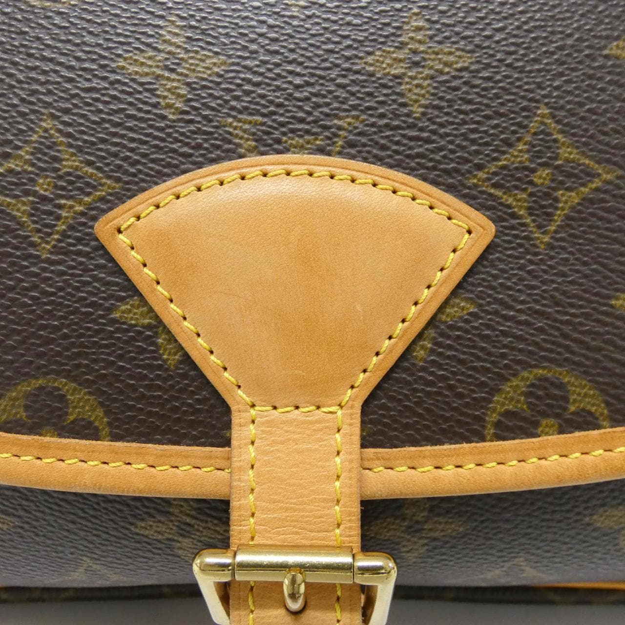 ルイヴィトン モノグラム ソローニュ M42250 ショルダーバッグ