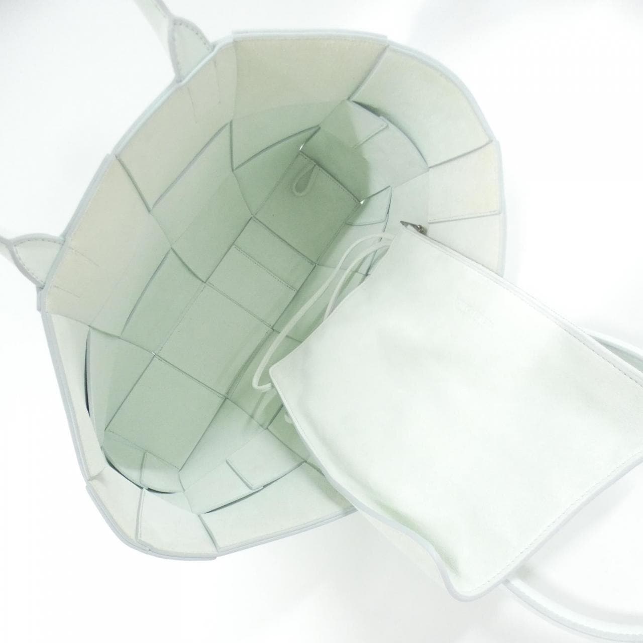 ボッテガヴェネタ 756682 VB1K0 バッグ