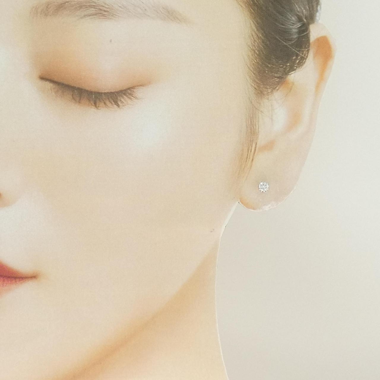 PT900 ソリティア ダイヤモンド ピアス 0.15CT 片耳