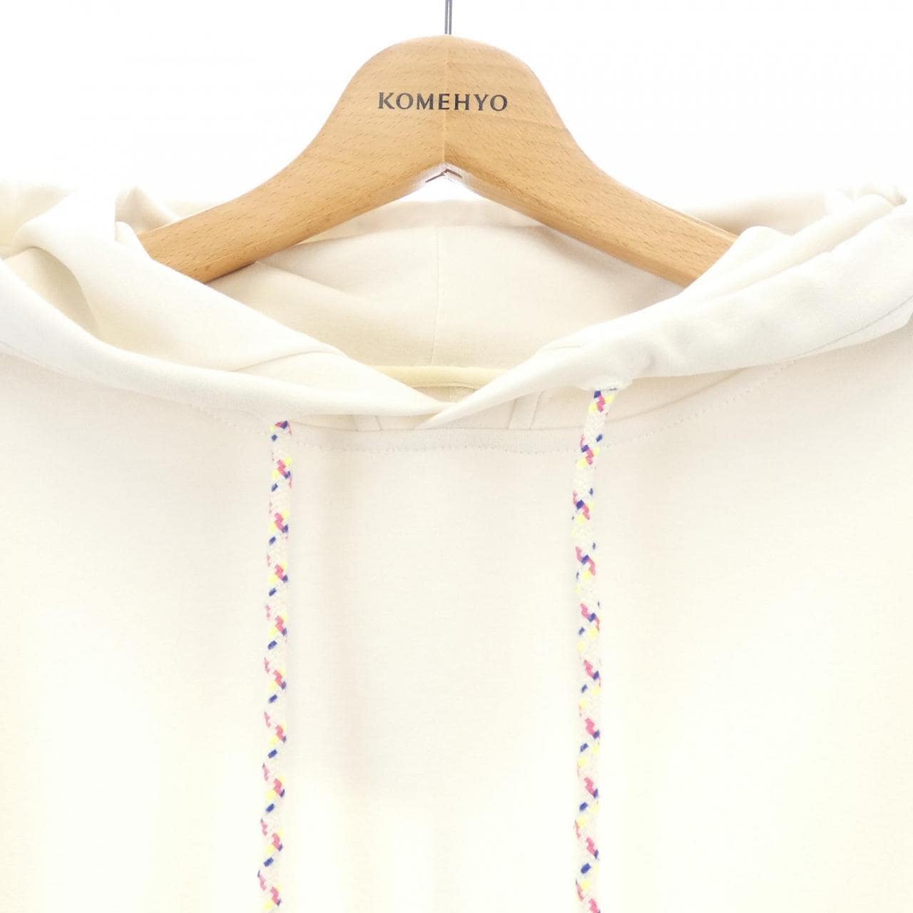 譚燕玉 VIVIENNE TAM 09175263 PARKER