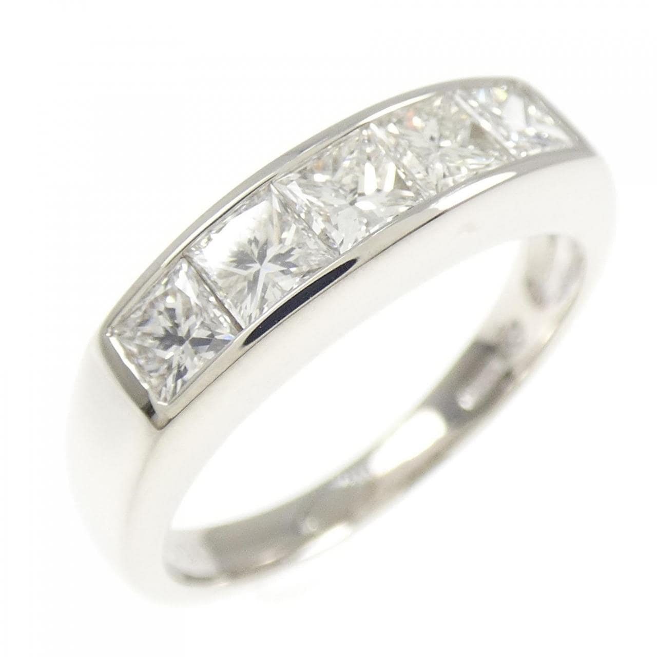 PT850 ダイヤモンド リング 0.90CT