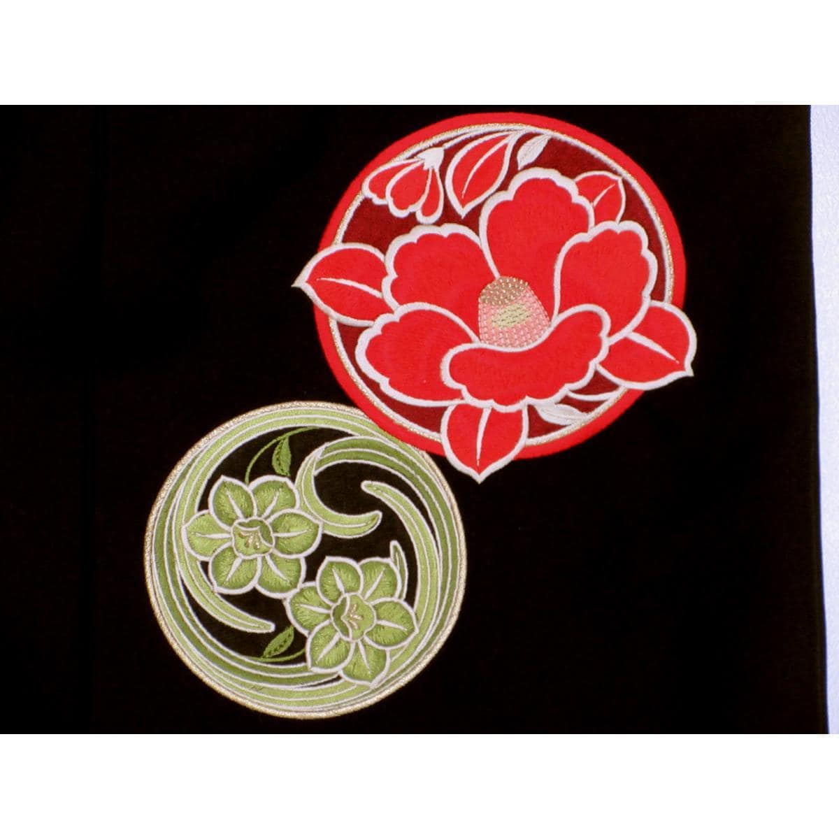 女袴　ＪＡＰＡＮ　ＳＴＹＬＥ　刺繍入り　紐下９４ｃｍ　Ｌサイズ