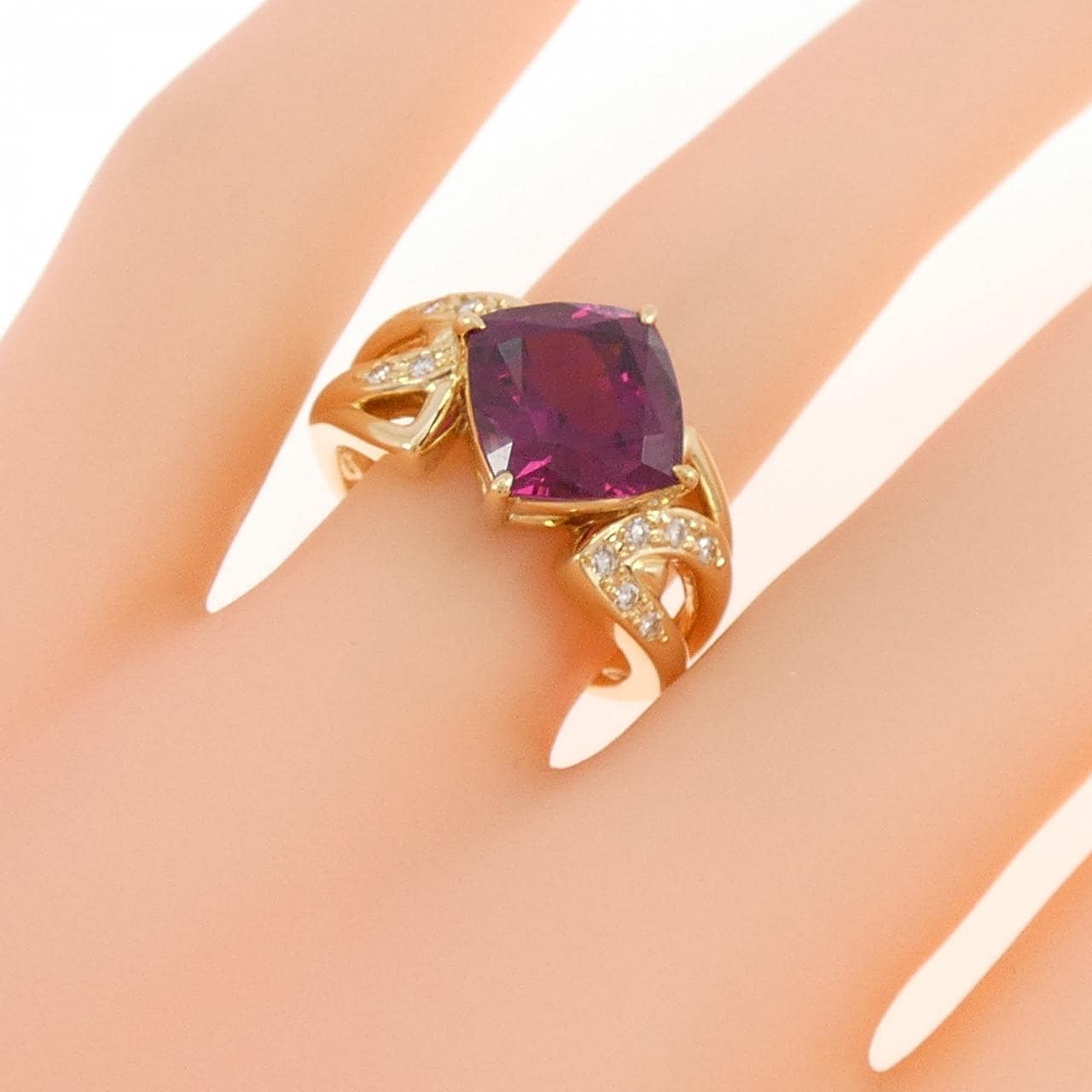 タサキ ガーネット リング 4.26CT