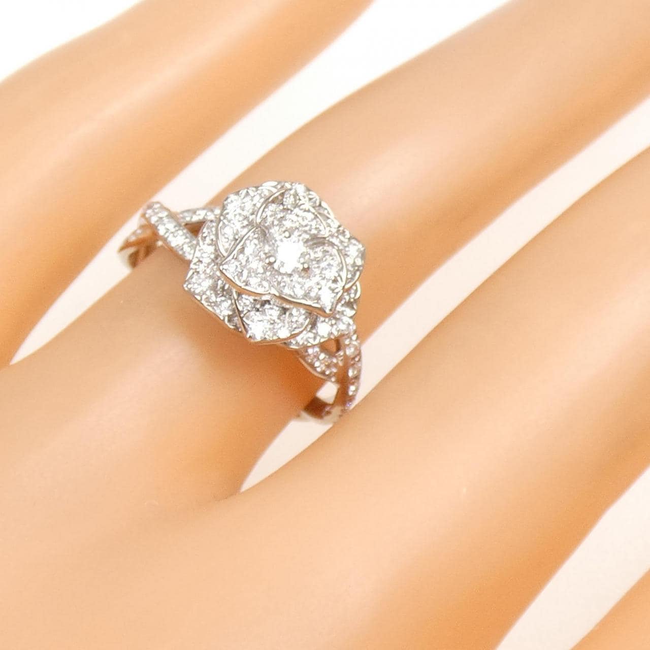 ピアジェ ローズ リング