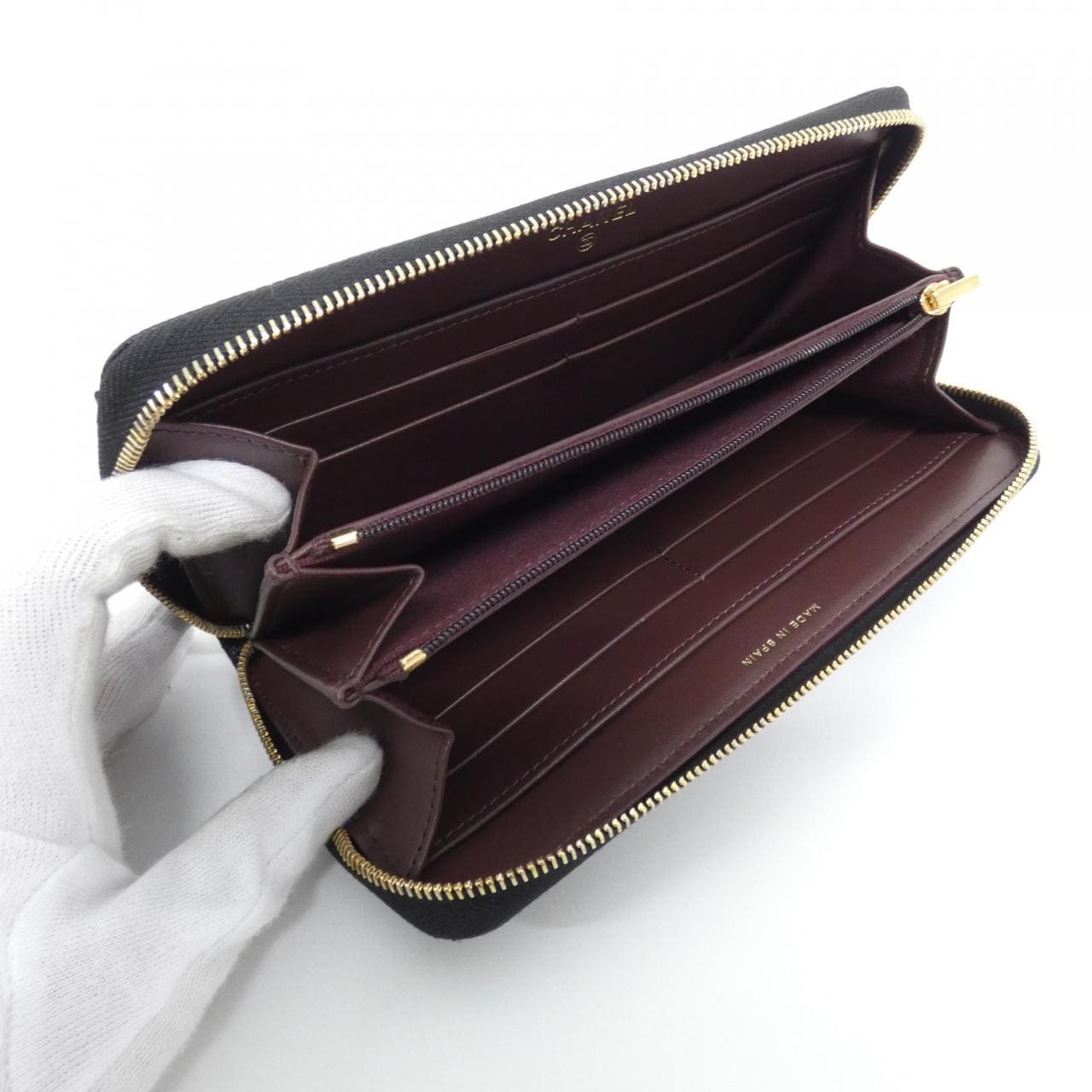 【未使用品】シャネル タイムレスクラシック ライン AP0242 財布