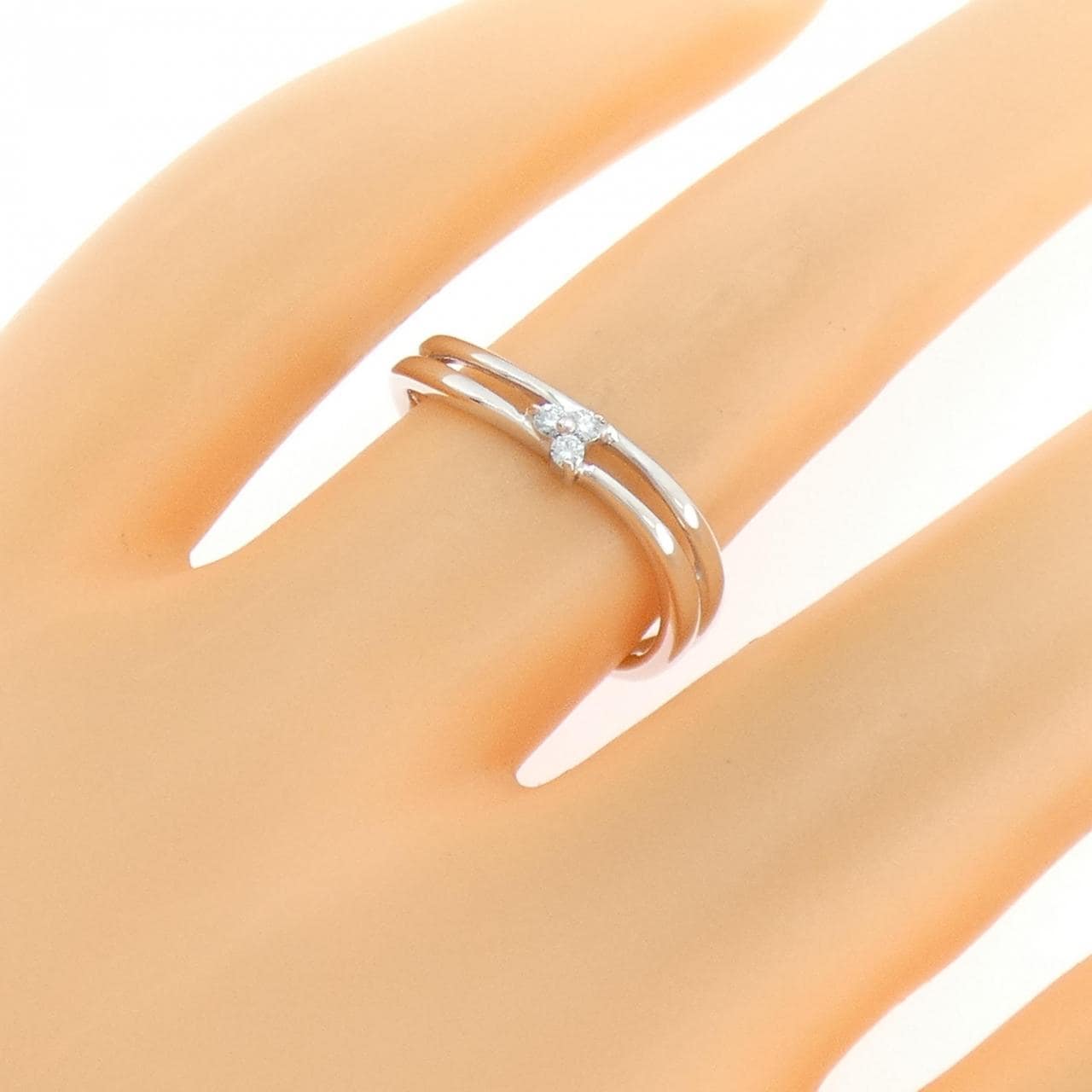 K14WG フラワー ダイヤモンド リング 0.04CT