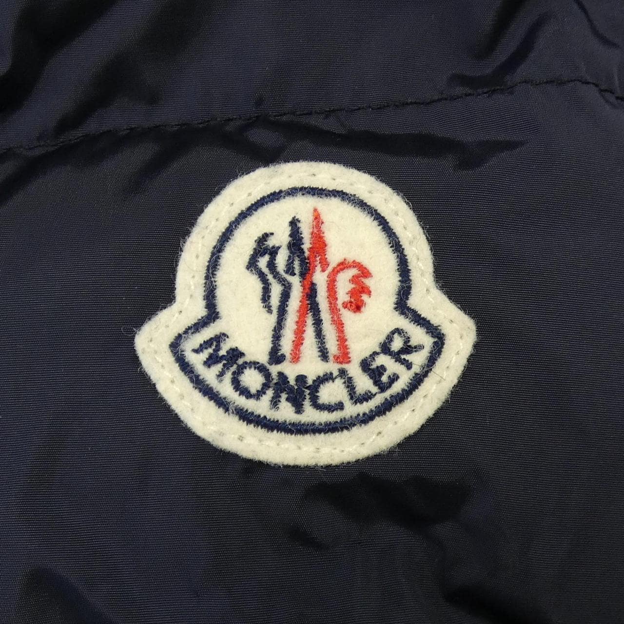 モンクレール MONCLER AVOCETTE ダウンジャケット