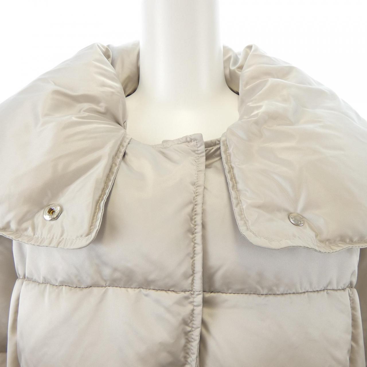 モンクレール MONCLER ダウンジャケット