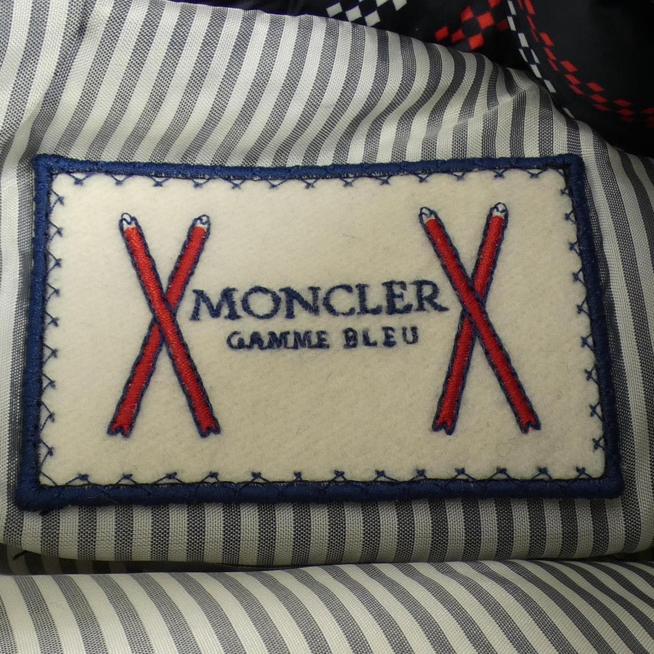 モンクレールガムブルー MONCLER GAMMEBLEU 23914137880 ダウンジャケット
