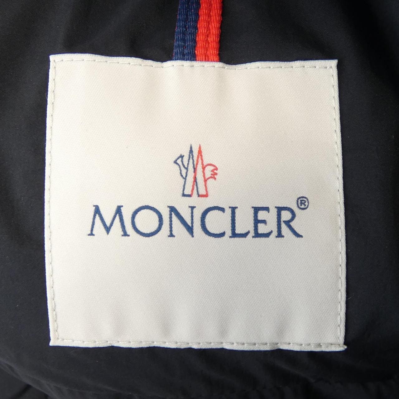 MONCLER蒙克勒羽绒服