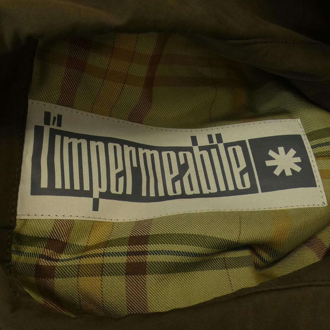 リンペルメアビレ l'impermeabile トレンチコート