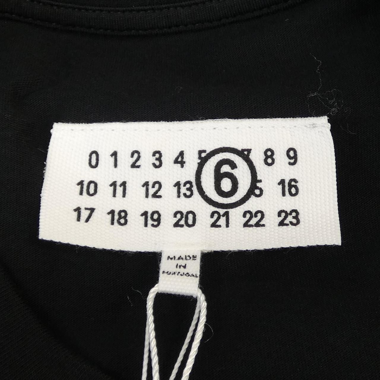 エムエムシックス MM6 SH0GC0047 Tシャツ