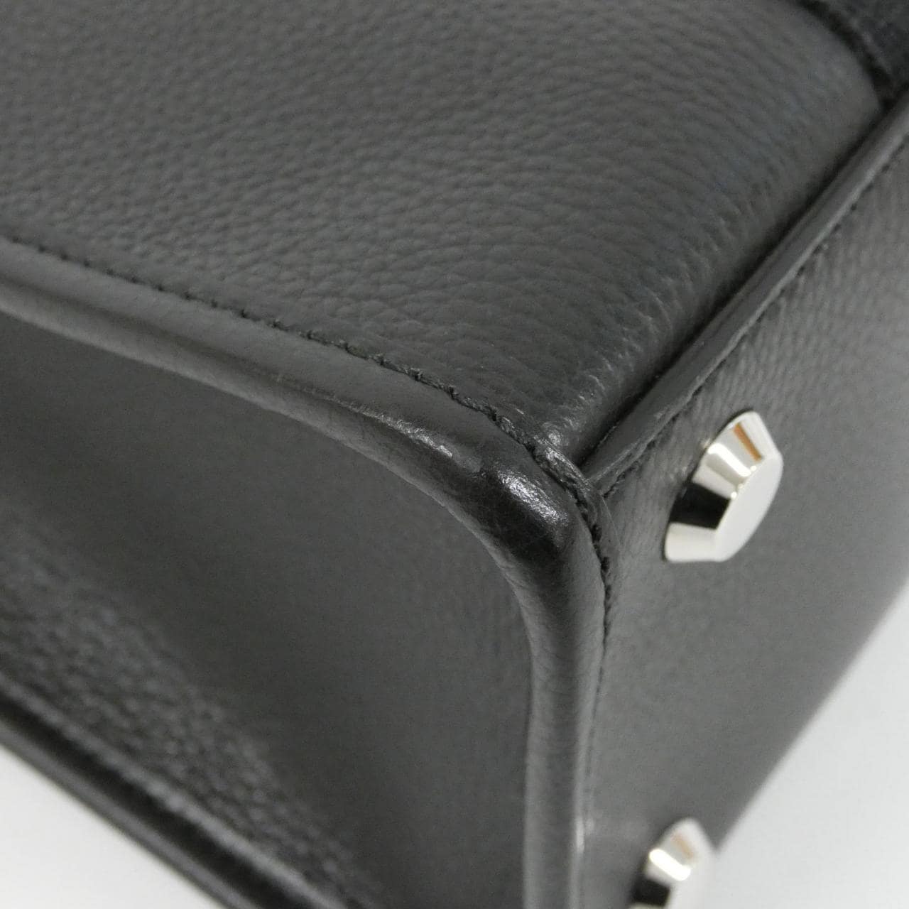 バレンシアガ ハードウェア 671402 2103A バッグ