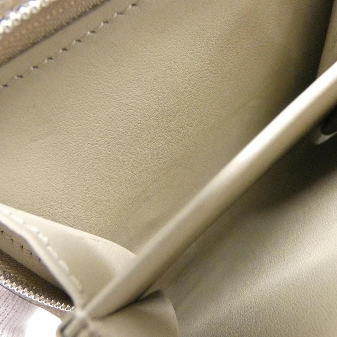 ルイヴィトン マヒナ ポルトフォイユ クレア M80817 財布