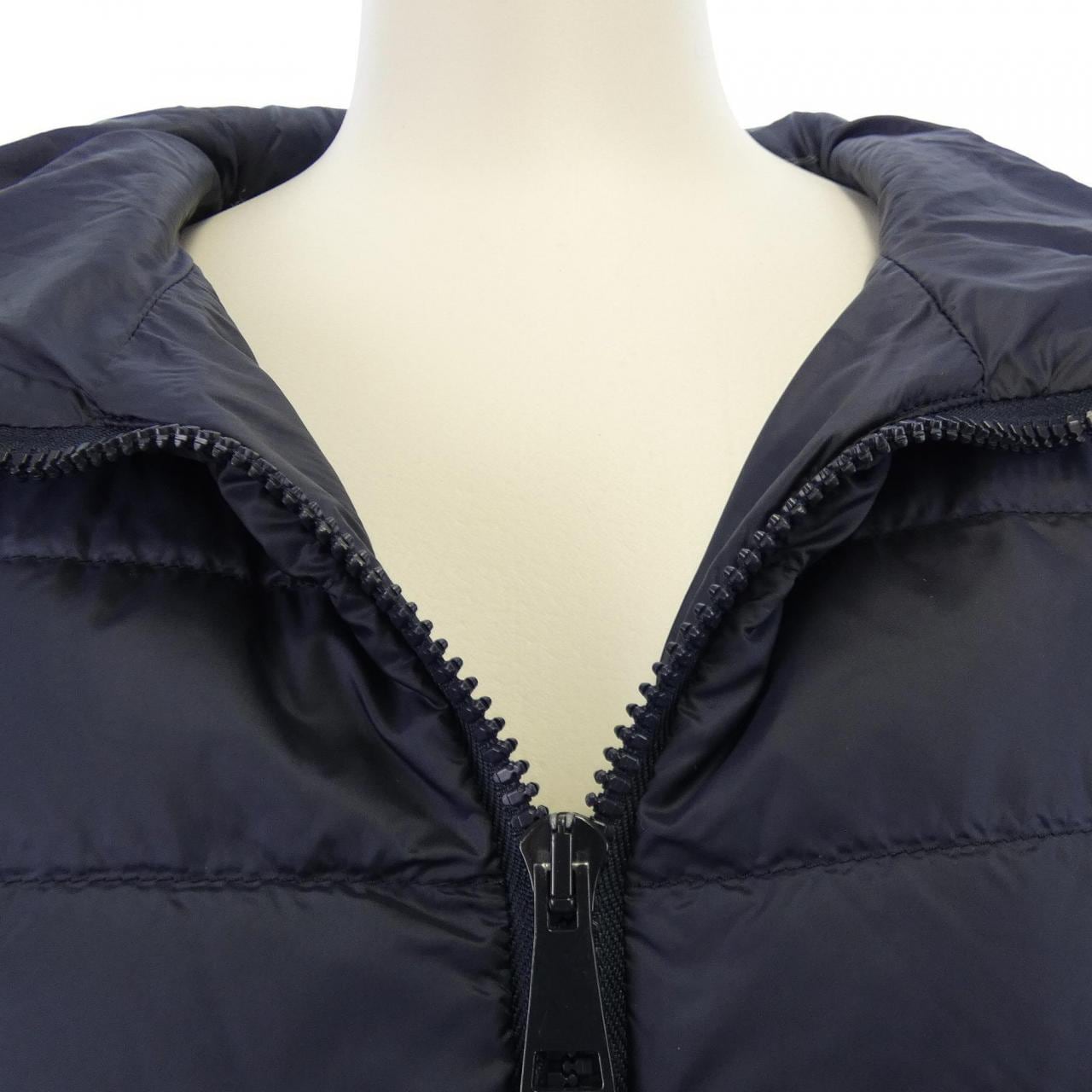 モンクレール MONCLER 10938G52300 809DH ダウンジャケット
