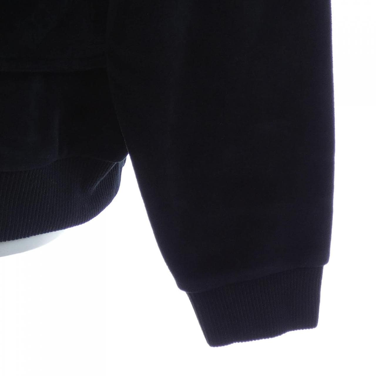 ルイヴィトン LOUIS VUITTON ベロアマルチポケットハーフジップ HGY82WJZA トップス