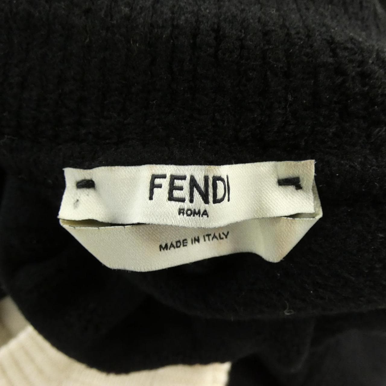 フェンディ FENDI FZX605 AEEI ニット