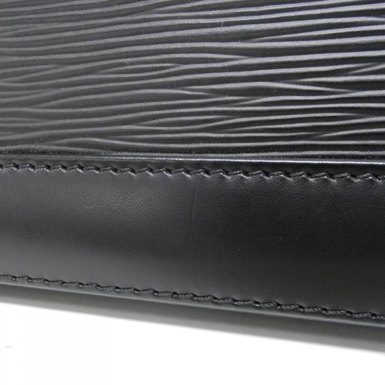 ルイヴィトン エピ アルマBB M40862 バッグ