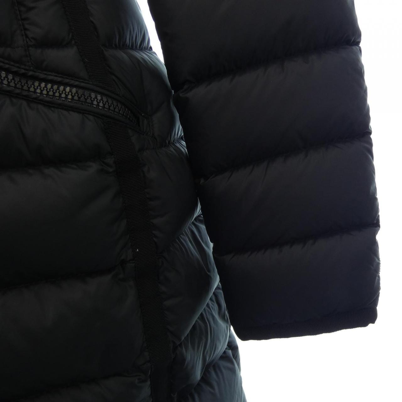 モンクレール MONCLER ダウンコート