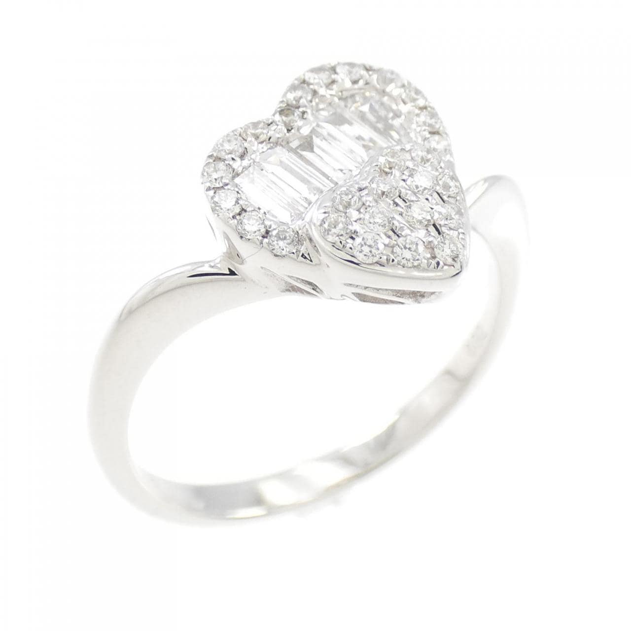 K18WG heart Diamond ring 0.32CT