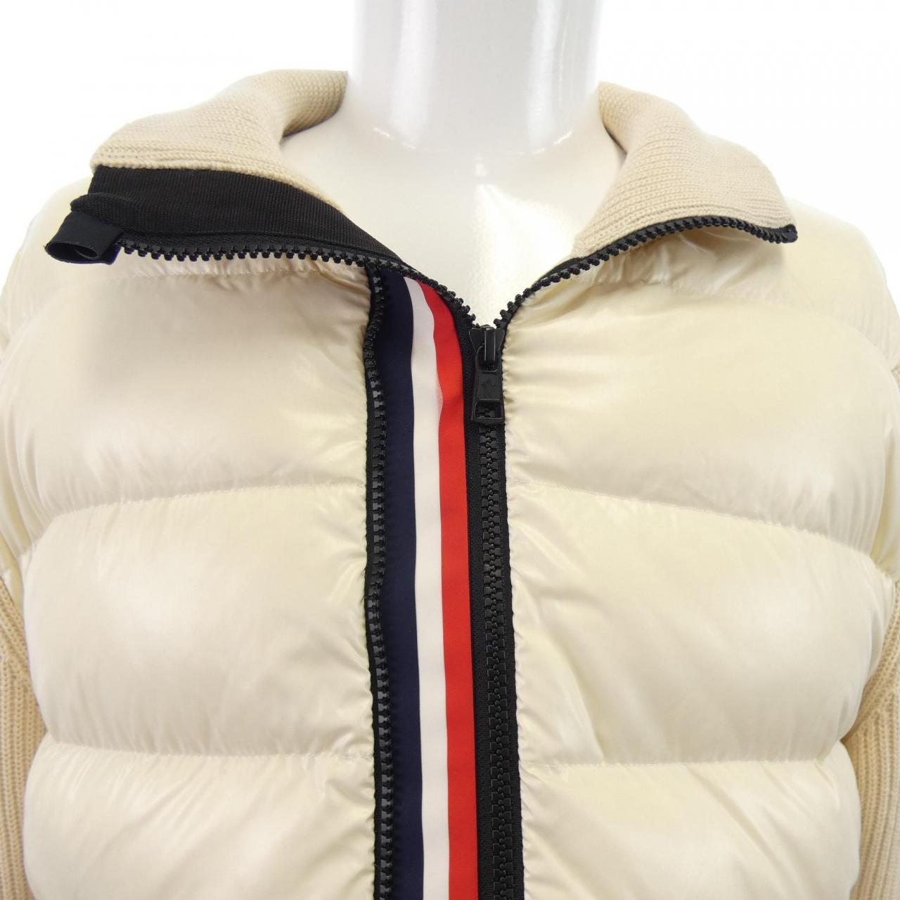 モンクレール MONCLER ダウンジャケット