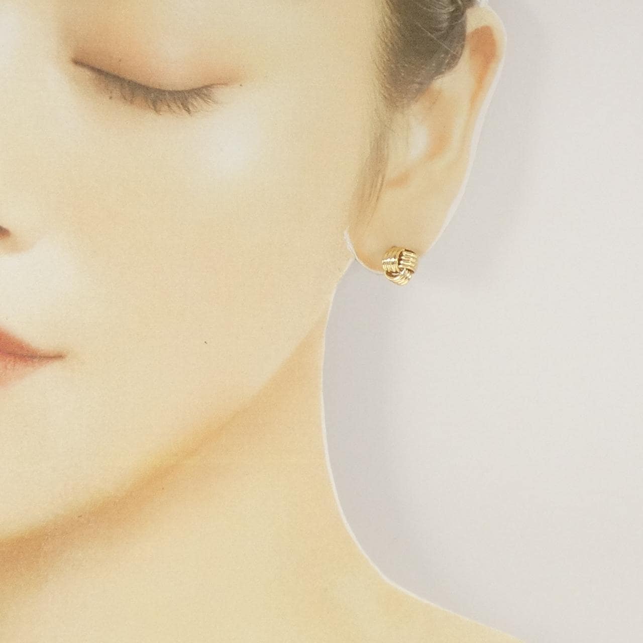 750YG/K18YG earrings