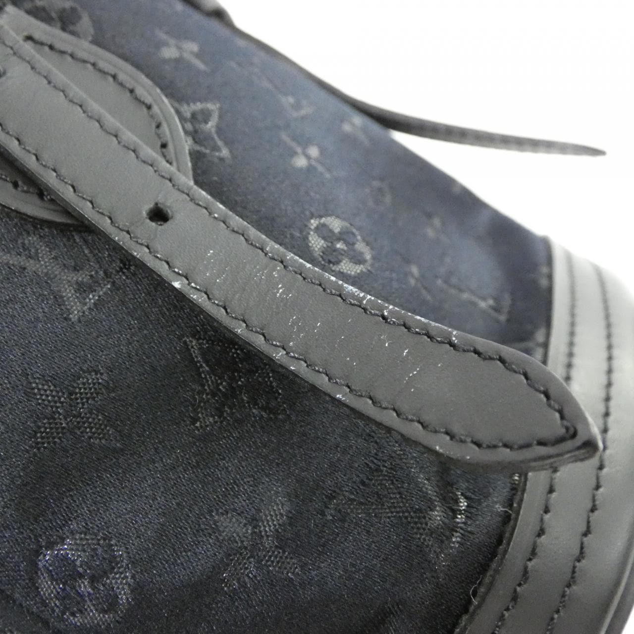 LOUIS VUITTON Monogram Satin 小水桶包 M92144