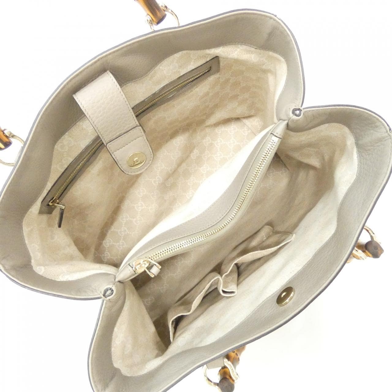 グッチ 282317 A7M0G バッグ