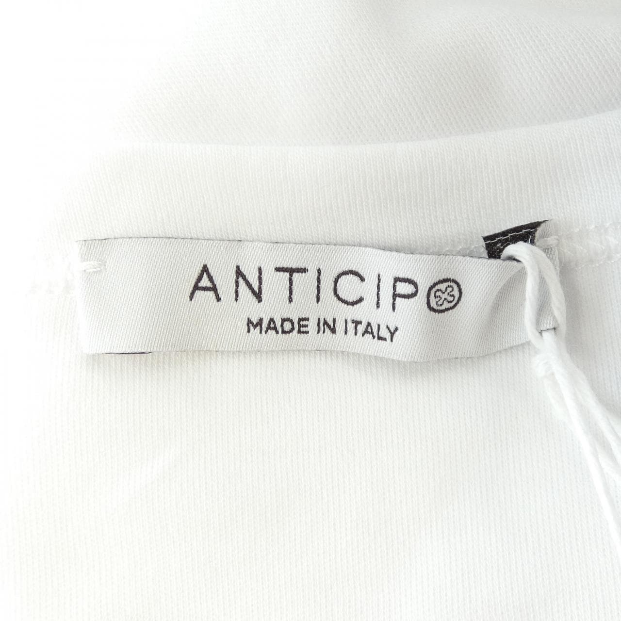 アンティーチポ ANTICIPO Tシャツ