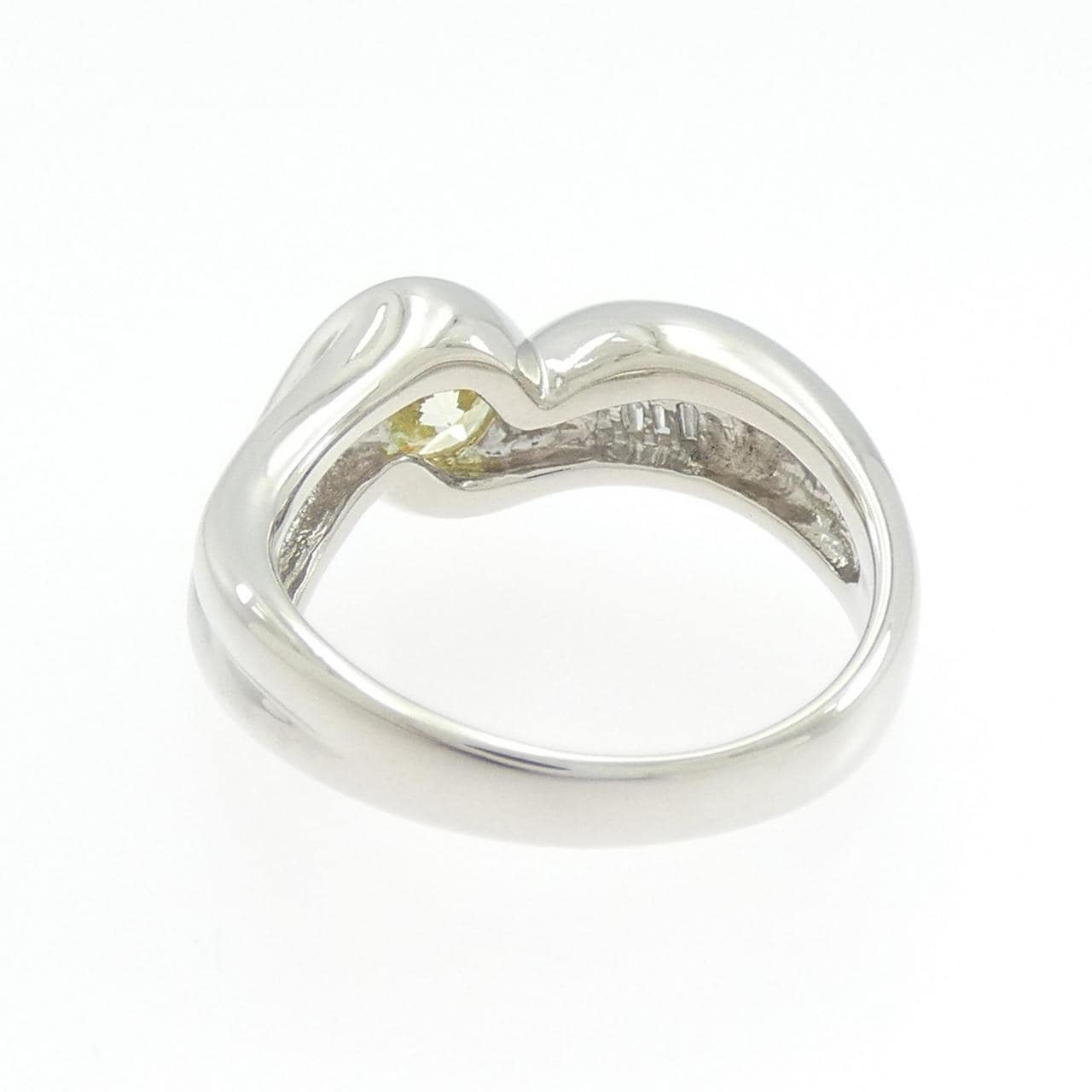 PT900 ダイヤモンド リング 1.011CT