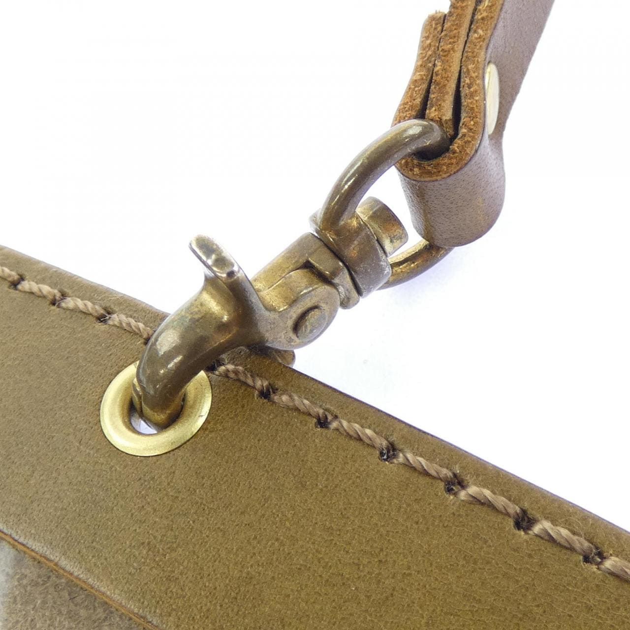 ヘルツ HERZ PASS CASE