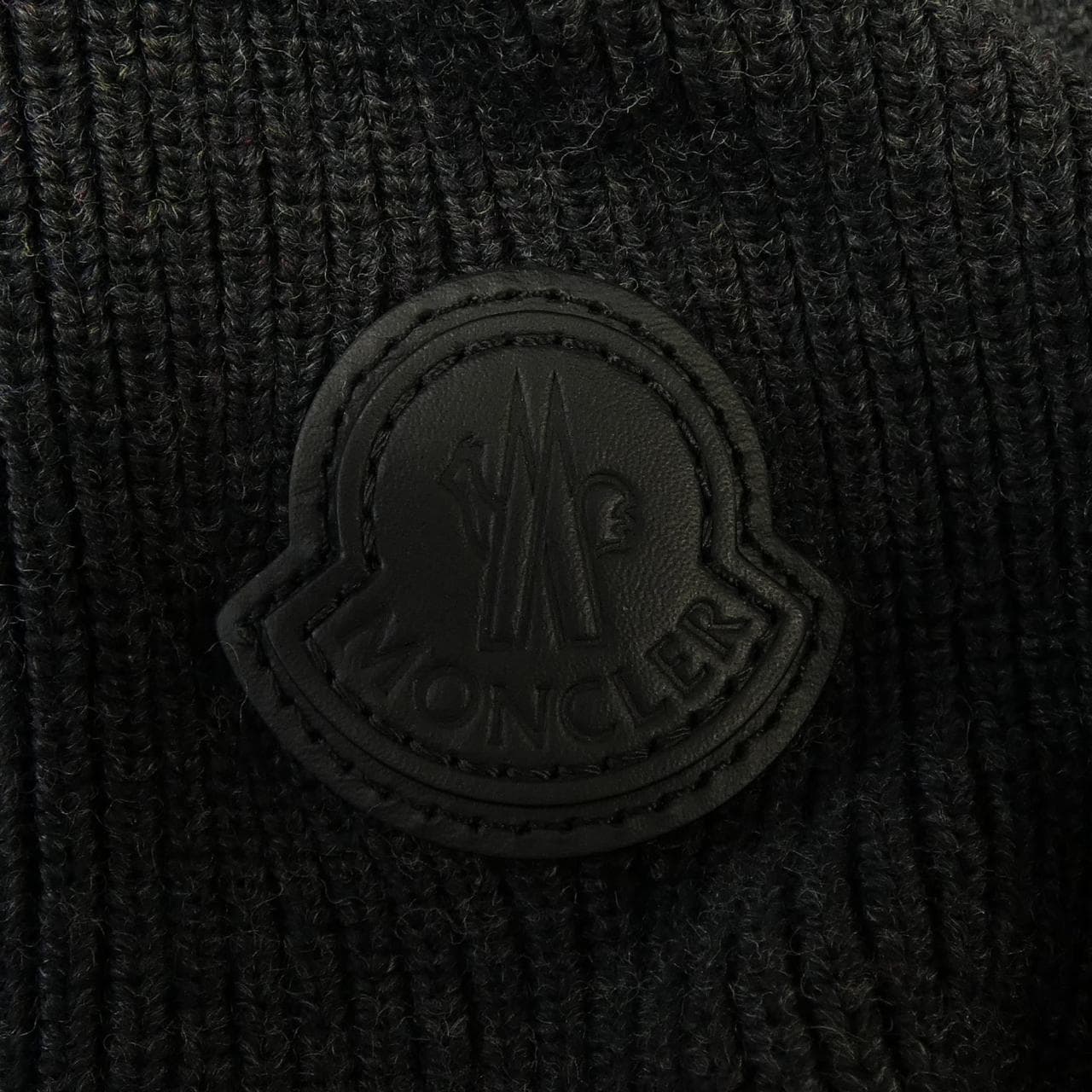 モンクレール MONCLER ダウンジャケット