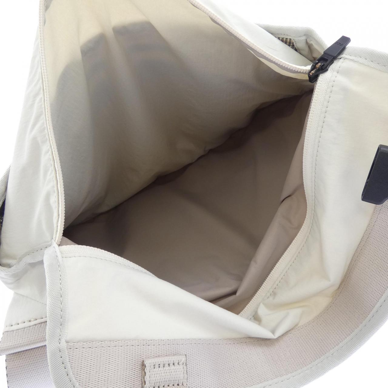 BELLROY BAG