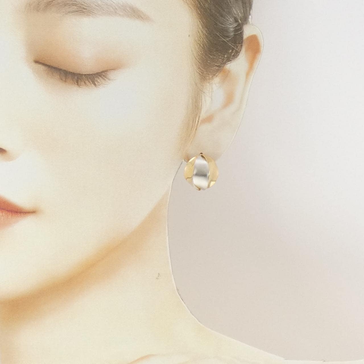 K18YG/PT900 ピアス