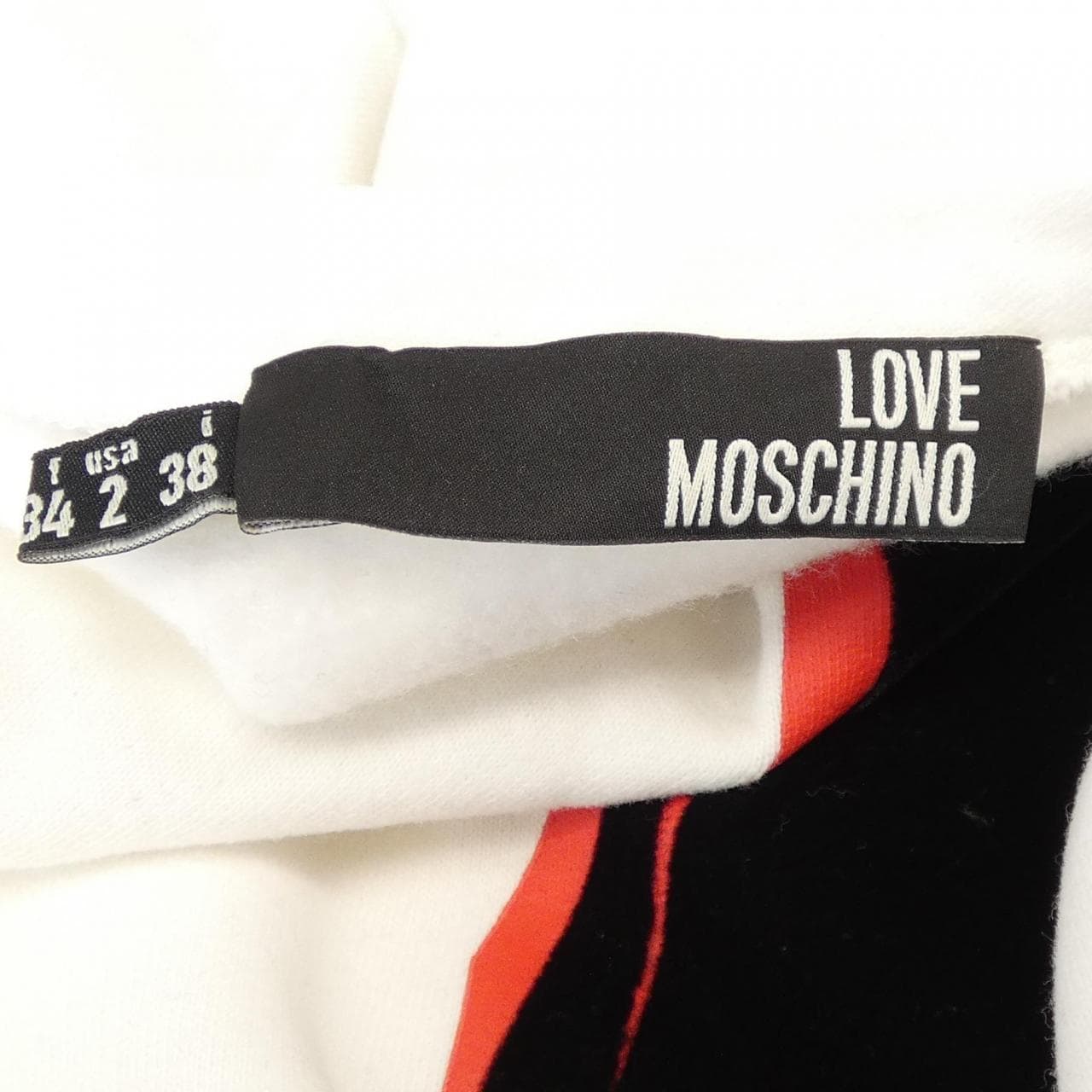 ラブモスキーノ LOVE MOSCHINO スウェット