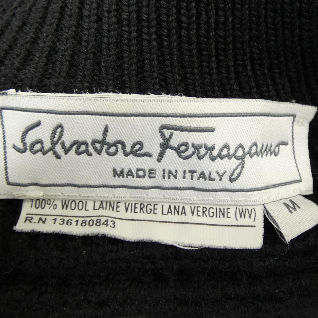 サルヴァトーレフェラガモ SALVATORE FERRAGAMO カーディガン