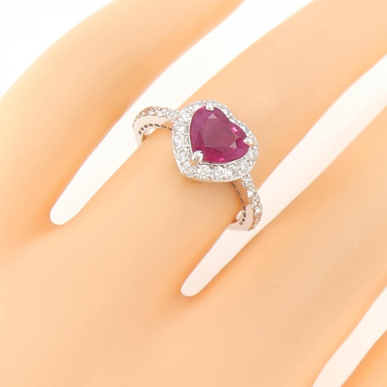 PONTE VECCHIO Heart Ruby Ring 1.32CT