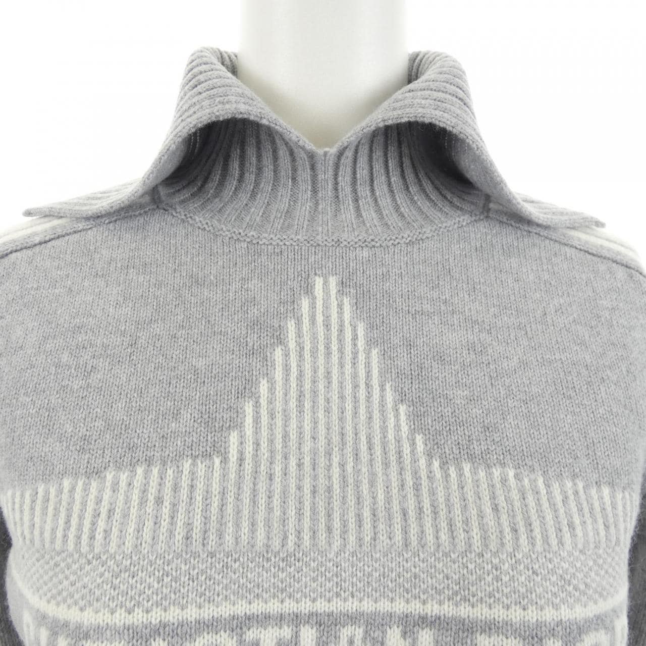 クリスチャンディオール CHRISTIAN DIOR 244S77CM134 ニット