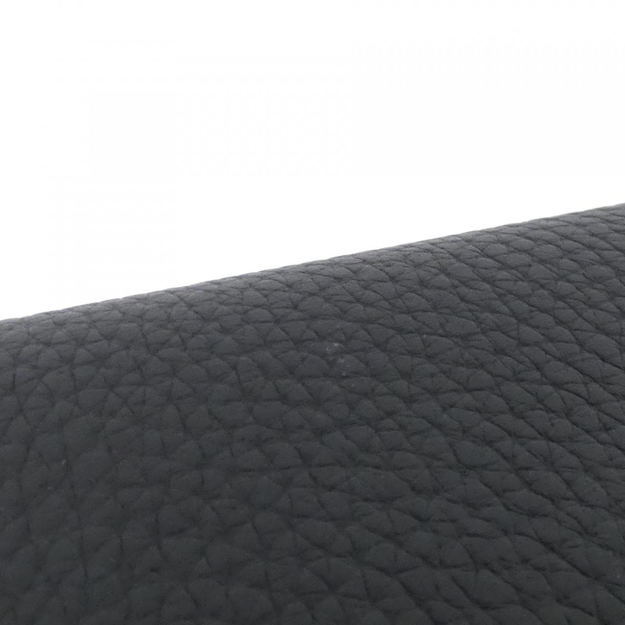 ルイヴィトン トリヨン LVヴェルティカル CPウォレット M81561 財布