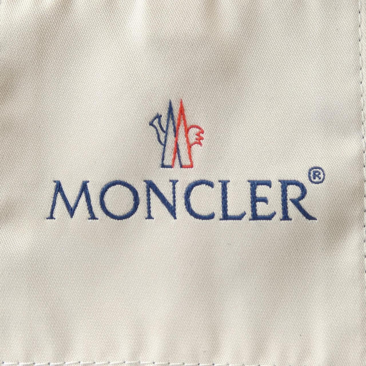 MONCLER RYAN羽绒服