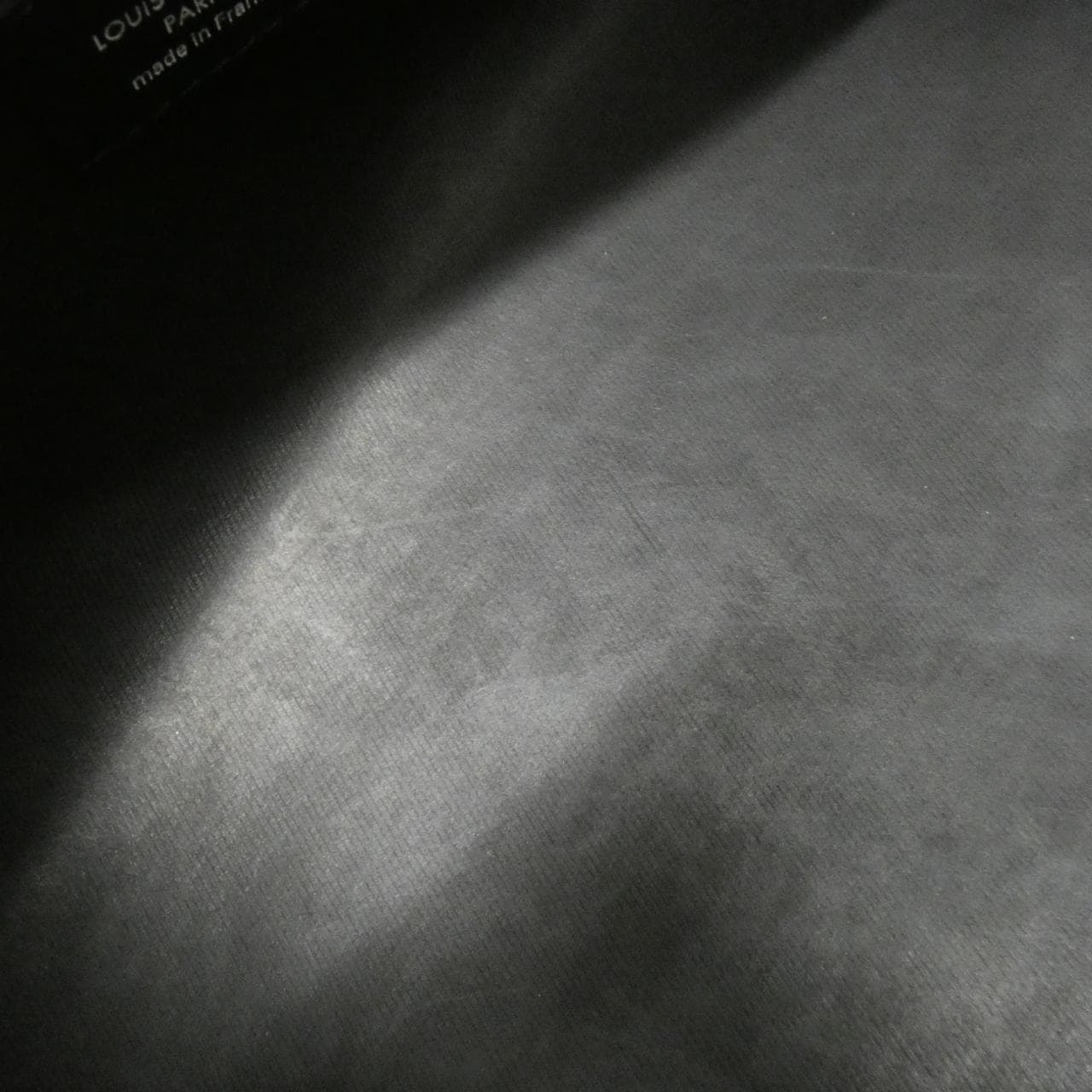 ルイヴィトン LVスノー ドップ キット M21435 ポーチ